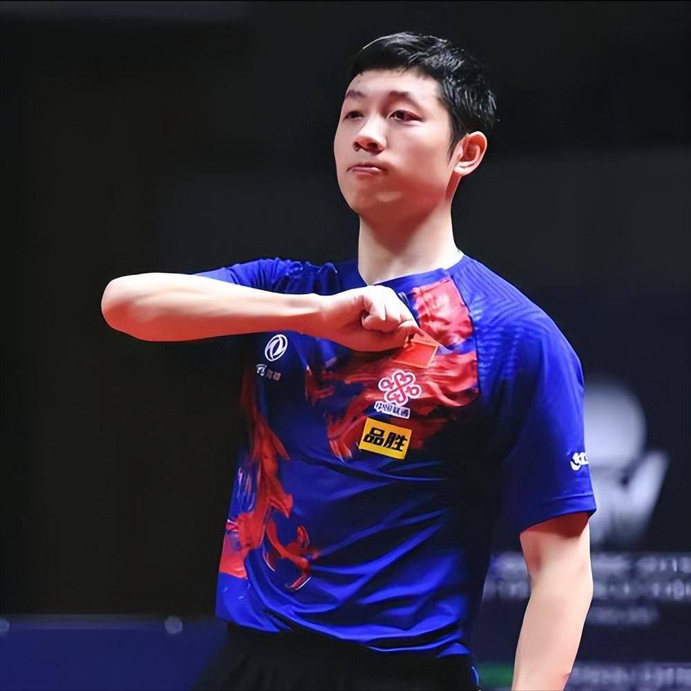 包含英国乒乓球队完胜比利时乒乓球队，许昕三分雨点燃全场的词条