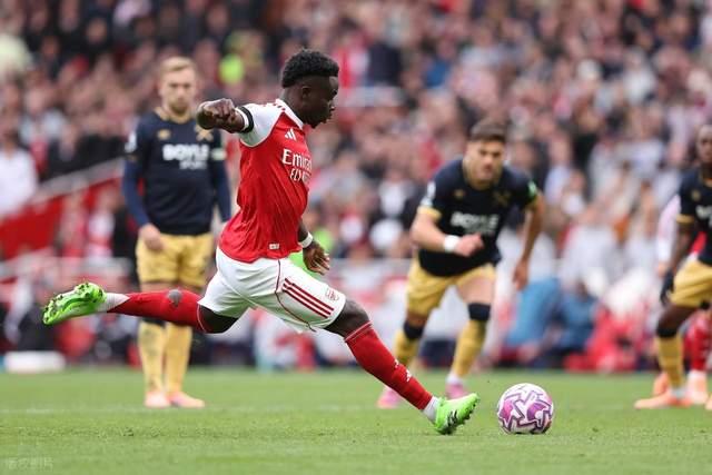 关于利物浦中场出战英格兰国家队，球队备战缺少关键球员的信息