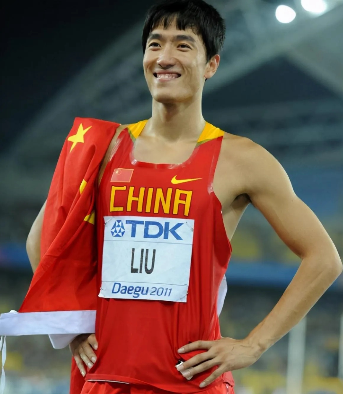 关于田径好手突破自我,登上领奖台的信息 关于田径好手突破自我,登上领奖台的信息