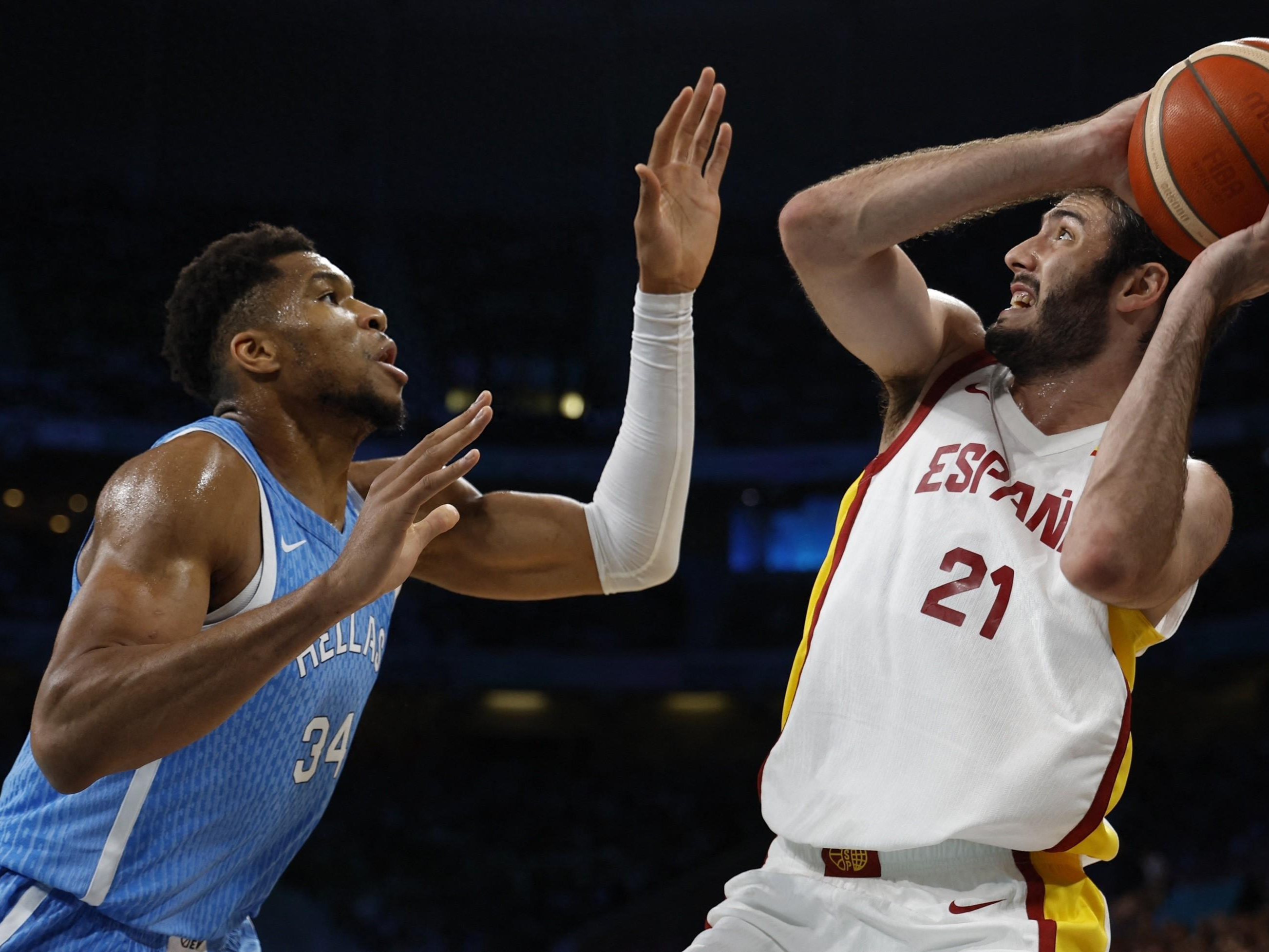 澳大利亚男篮赢得与立陶宛队的激烈对决的简单介绍