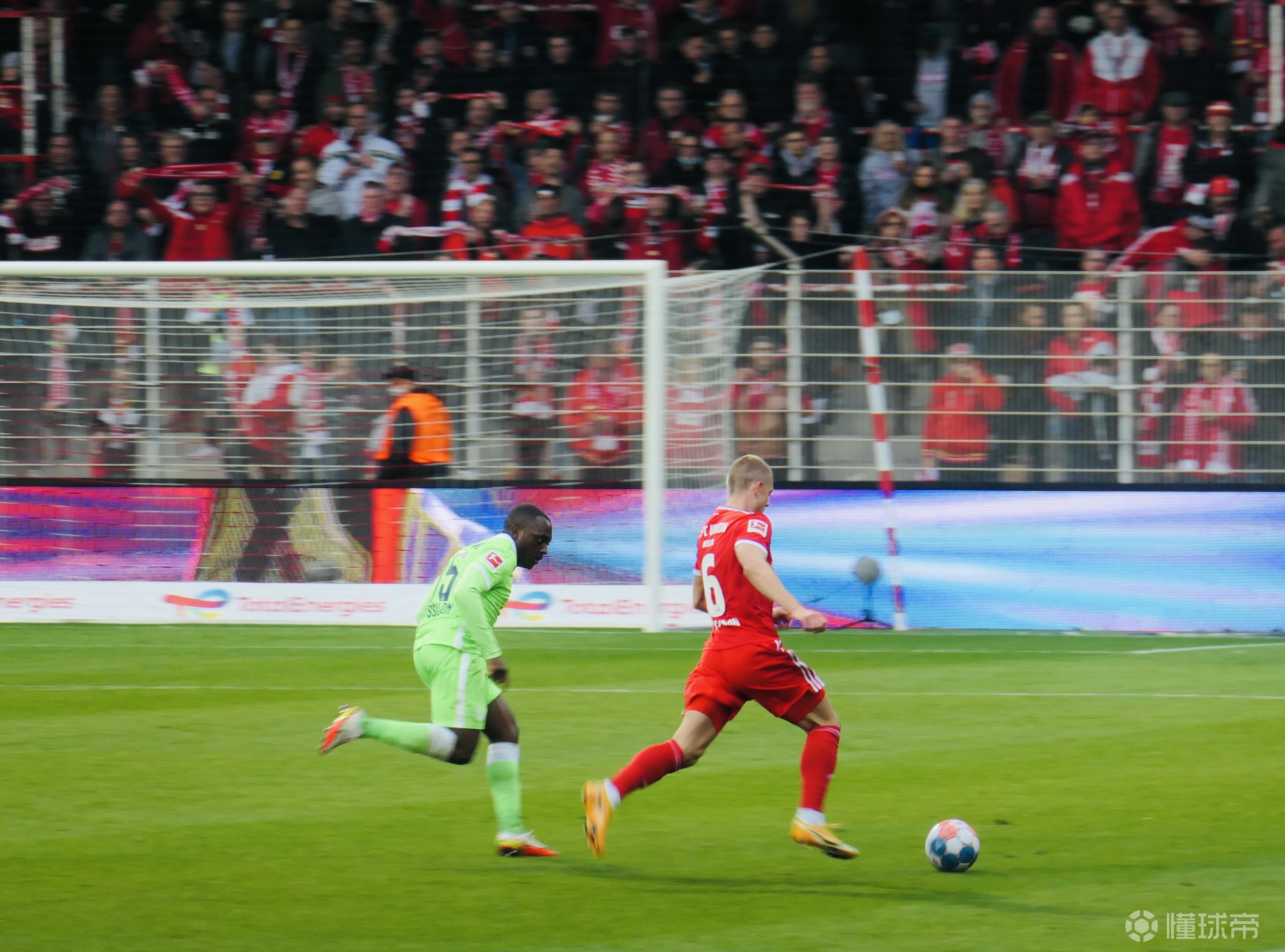 包含沃尔夫斯堡队主场力克对手,取得一场胜利的词条 包含沃尔夫斯堡队主场力克对手,取得一场胜利的词条