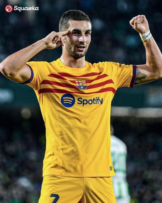 巴萨轻取马赛，费兰·托雷斯完成帽子戏法的简单介绍