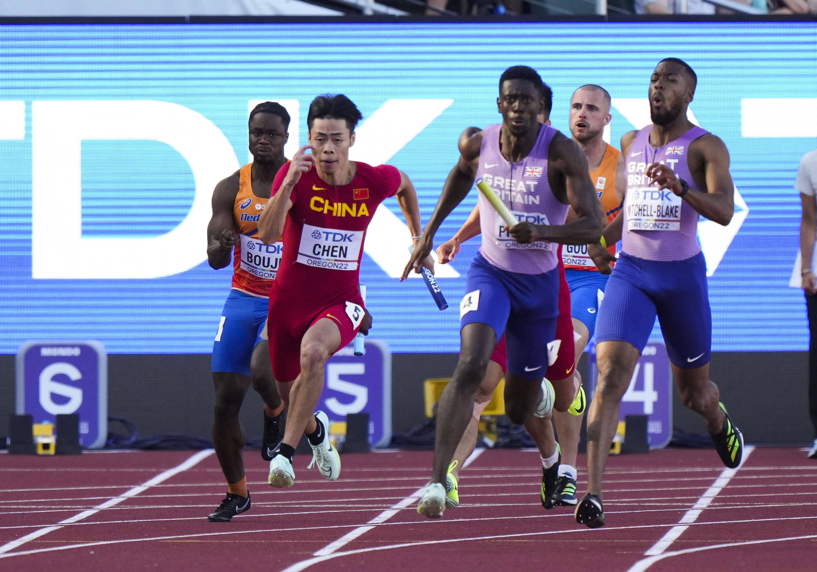 关于瑞士力克中国,苏亚雷斯关键制胜的信息 关于瑞士力克中国,苏亚雷斯关键制胜的信息