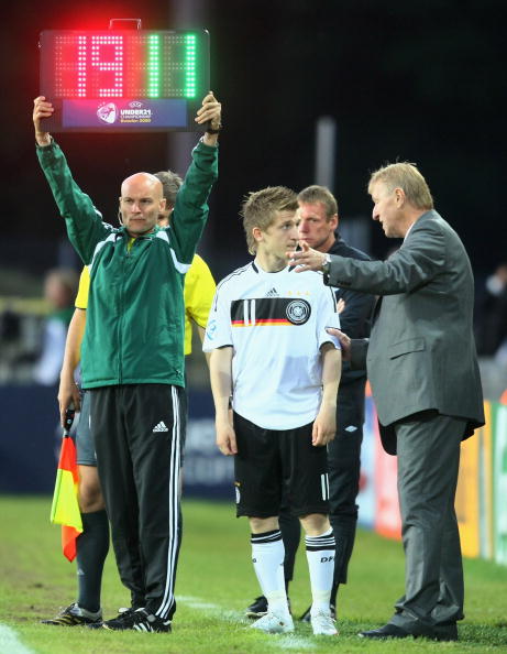 德国队碾压韩国队,马琳扛起全队 德国队碾压韩国队,马琳扛起全队