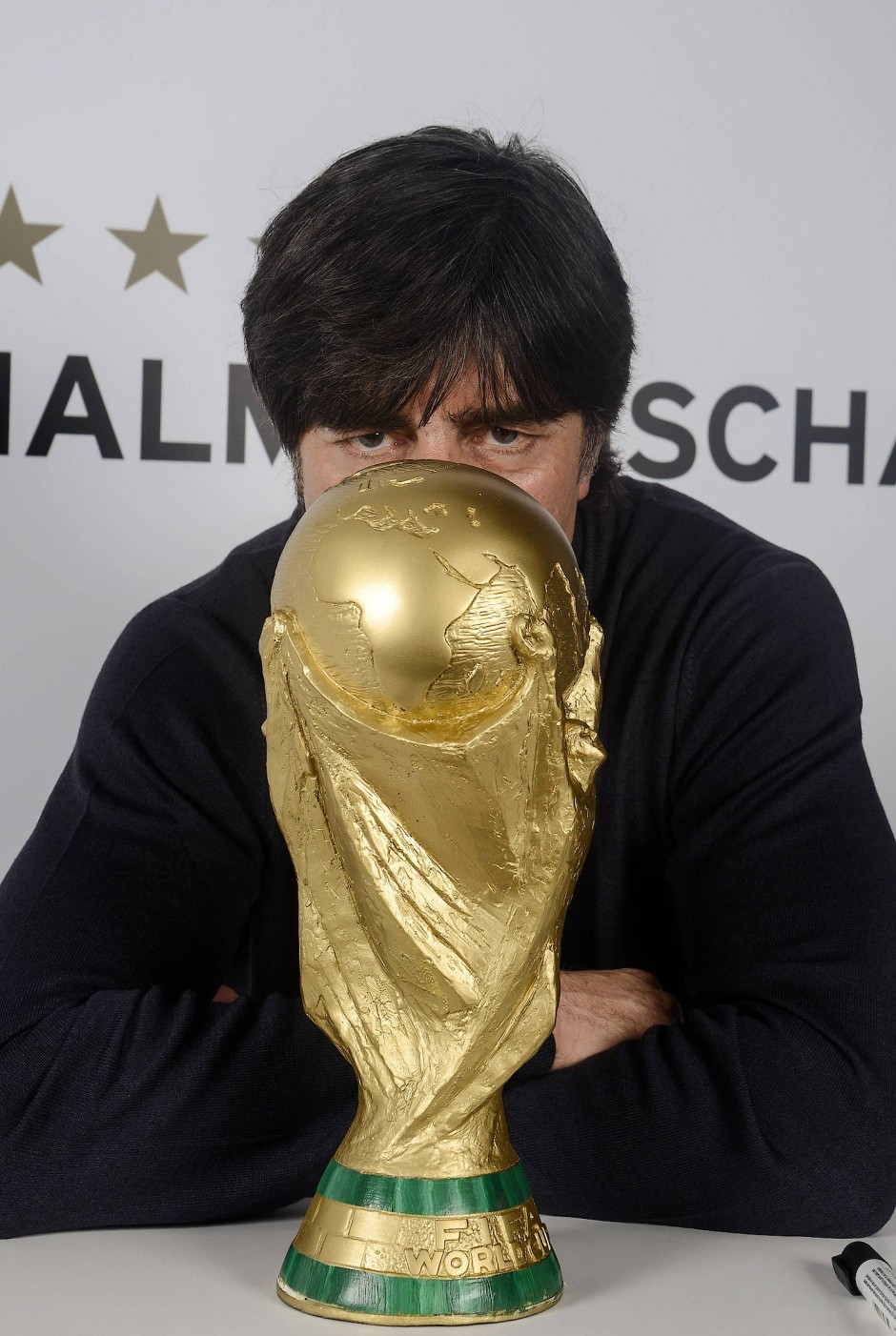 泰国队绝杀德国队，黄鸭组合统治全场的简单介绍